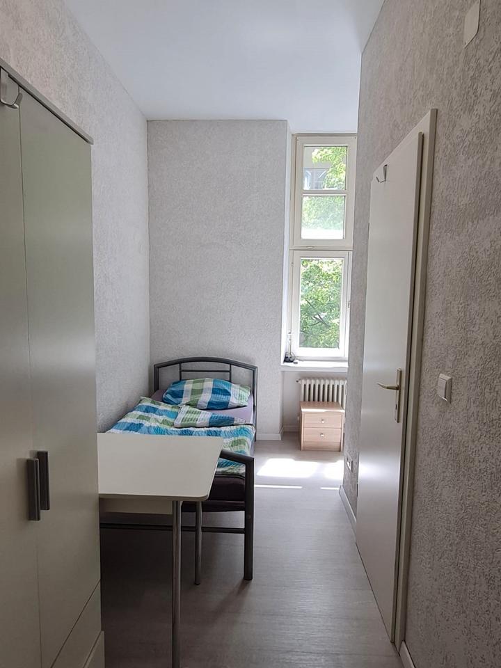 Thumbnail-Möbliertes 1-Zimmerappartement im Zentrum von Karlsruhe