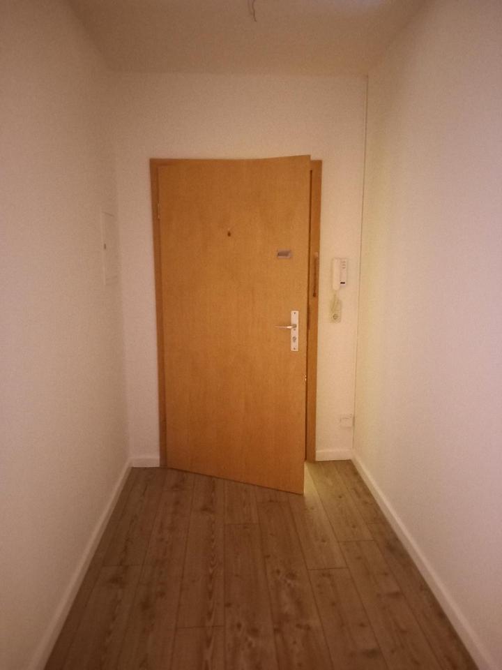 Thumbnail-Helle 2-Zimmer-Wohnung im Zentrum von Neustrelitz | Schlossstraße 10