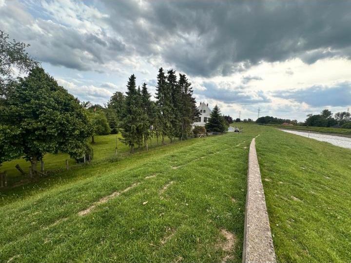 Thumbnail-3 Zimmer Küche Bad Abstellraum helle Wohnung frisch renoviert