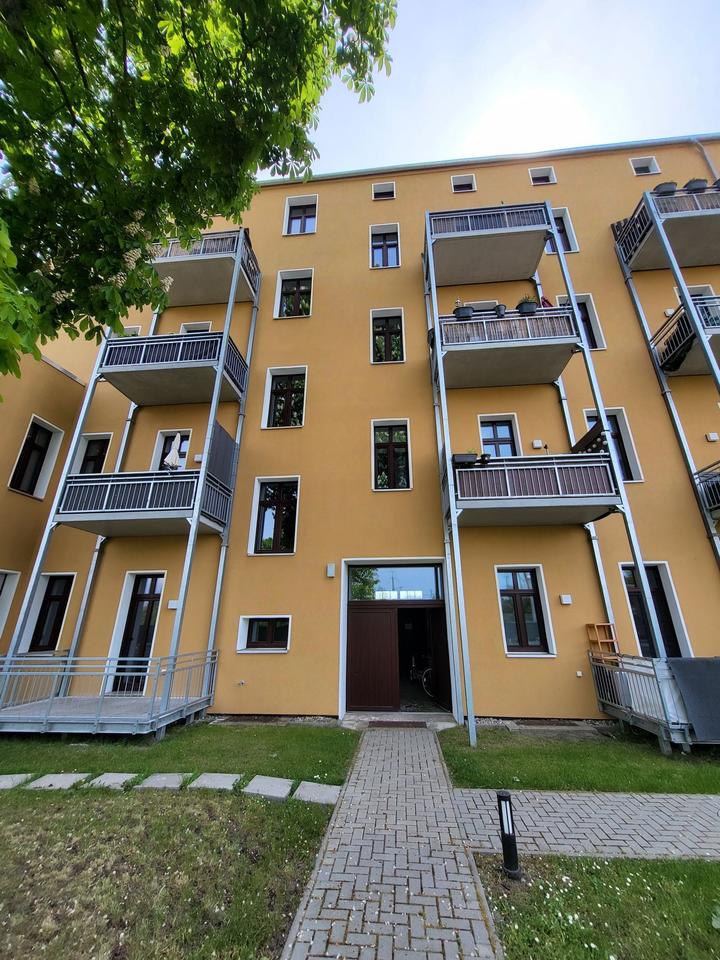 Thumbnail-Helle 3-RW mit modernes Bad mit Wanne & Dusche und Balkon