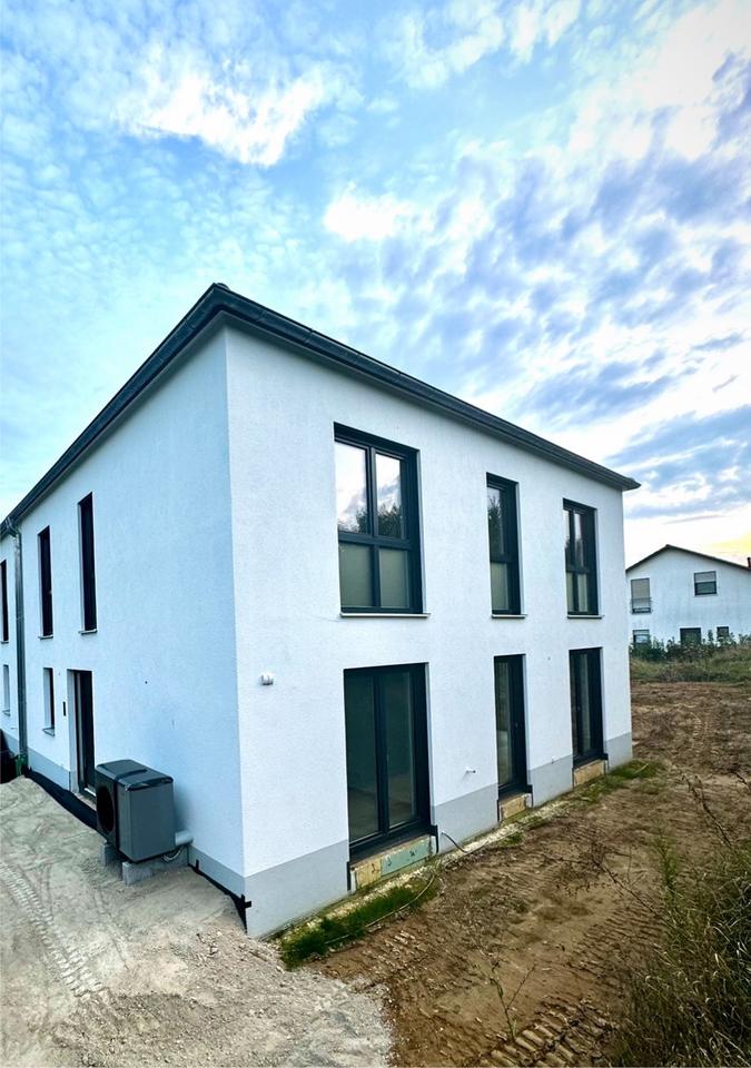 Thumbnail-Haus Neubau Doppelhaushälite