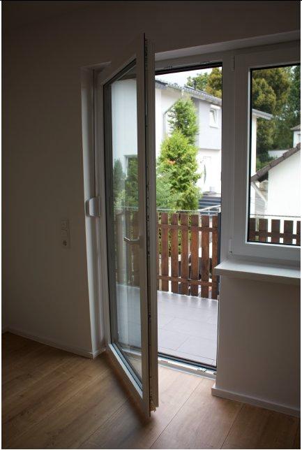 Thumbnail-Ruhige, hochwertig sanierte 3-Zimmer-Wohnung mit Balkon in Mainz-