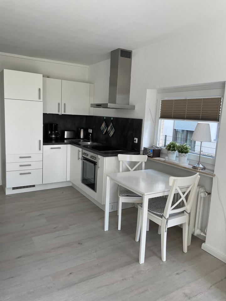 Thumbnail-Scharbeutz Ostsee direkt am Meer Ferienwohnung Pool Appartement