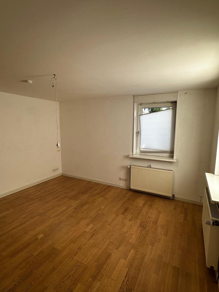 Thumbnail-EINFAMILIENHAUS MIT GARTEN (MIETE)