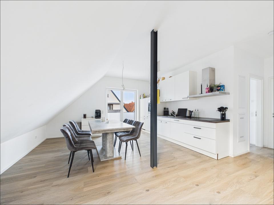 Thumbnail-Moderne 3 Zimmer Wohnung mit Balkon