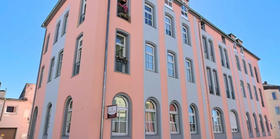 Thumbnail-Dachgeschosswohnung mit Loggia in toller Lage | provisionsfrei