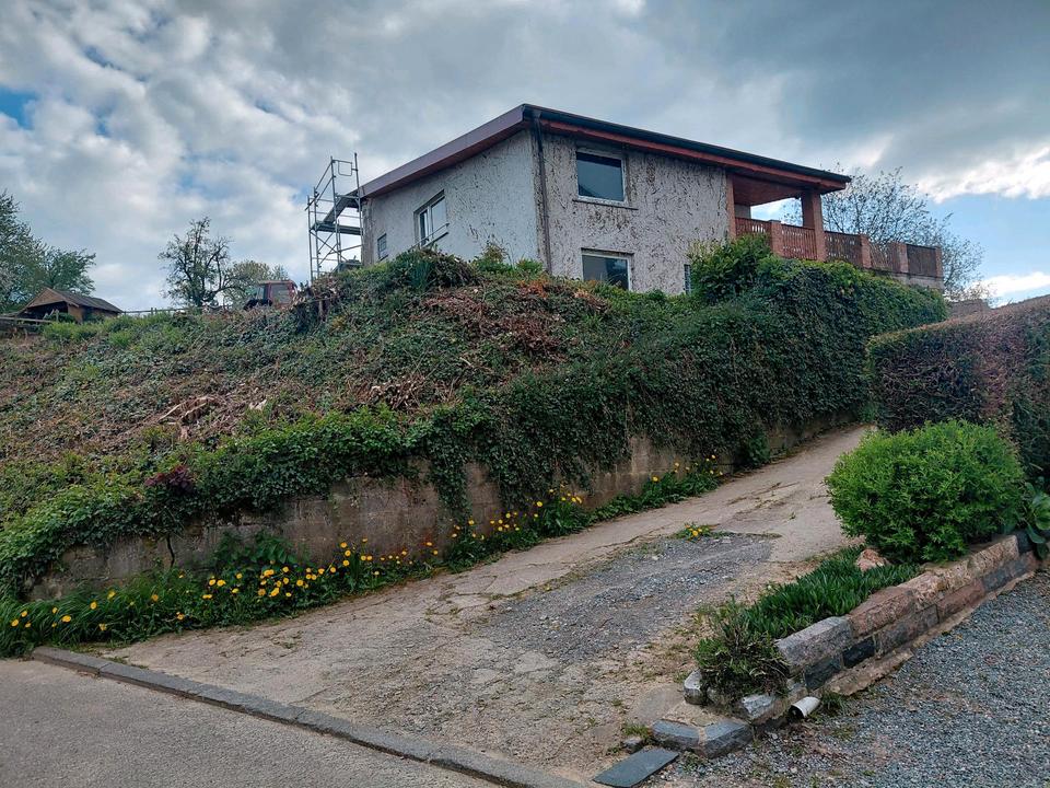 Thumbnail-Sanierungsbedürftiges Einfamilienhaus in ruhiger Lage