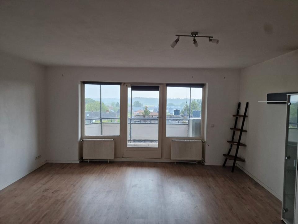 Thumbnail-Schöne Zweizimmerwohnung mit Balkon und tollem Ausblick