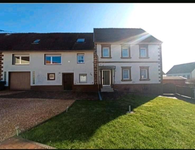 Thumbnail-Mehrfamilienhaus