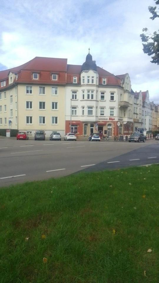 Thumbnail-Schöne zentrumsnahe 3-Zimmer Wohnung mit Garten im Hinterhof