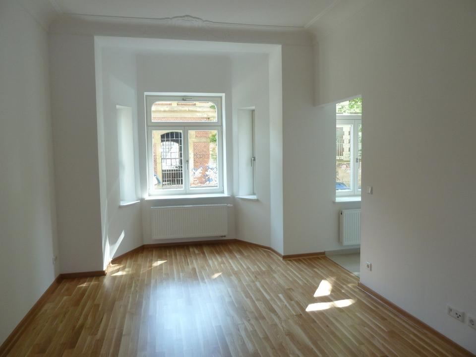 Thumbnail-Hochwertig sanierte 2-Raum-Wohnung im Denkmalhaus- Leipzig Gohlis