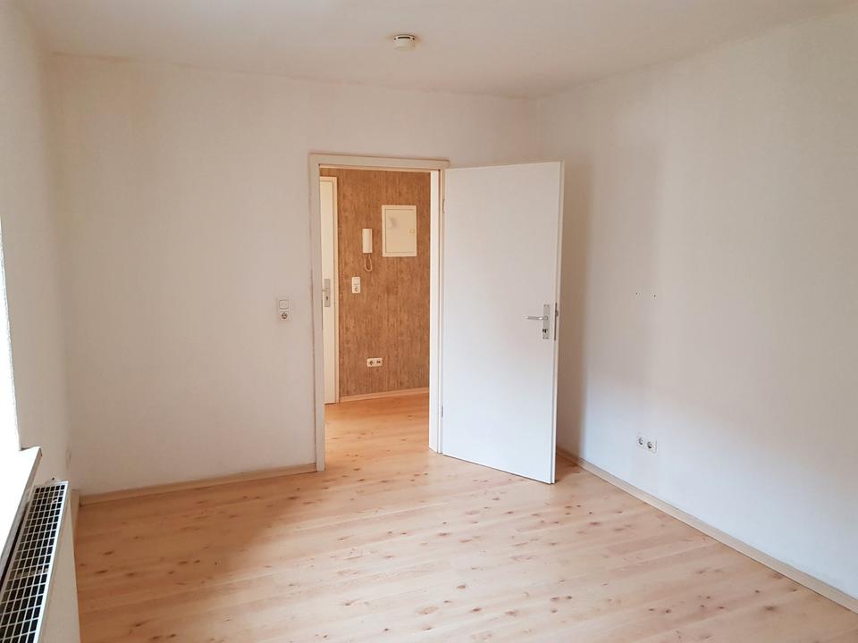 Thumbnail-2-Raum-Erdgeschoss-Wohnung in Meuselwitz zu vermieten!