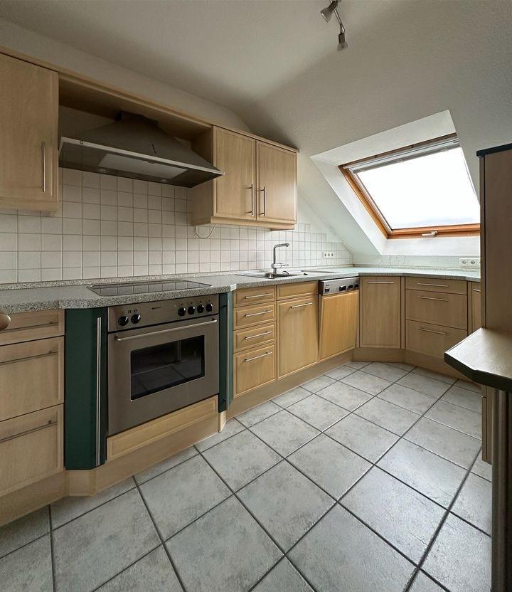 Thumbnail-Helle 3-Zimmer Wohnung mit Balkon und Einbauküche