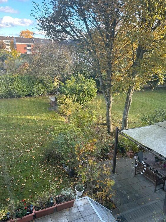 Thumbnail-Schöne Drei Zimmer Wohnung in Lörick