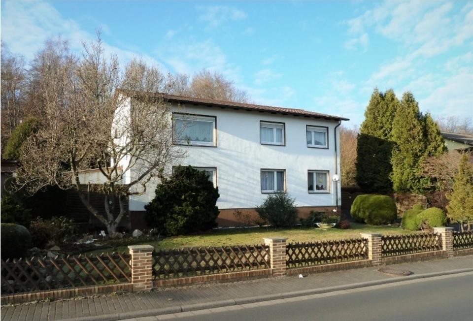 Thumbnail-Charmantes Zweifamilienhaus in Stadtallendorf-DAG – ideal für Kap