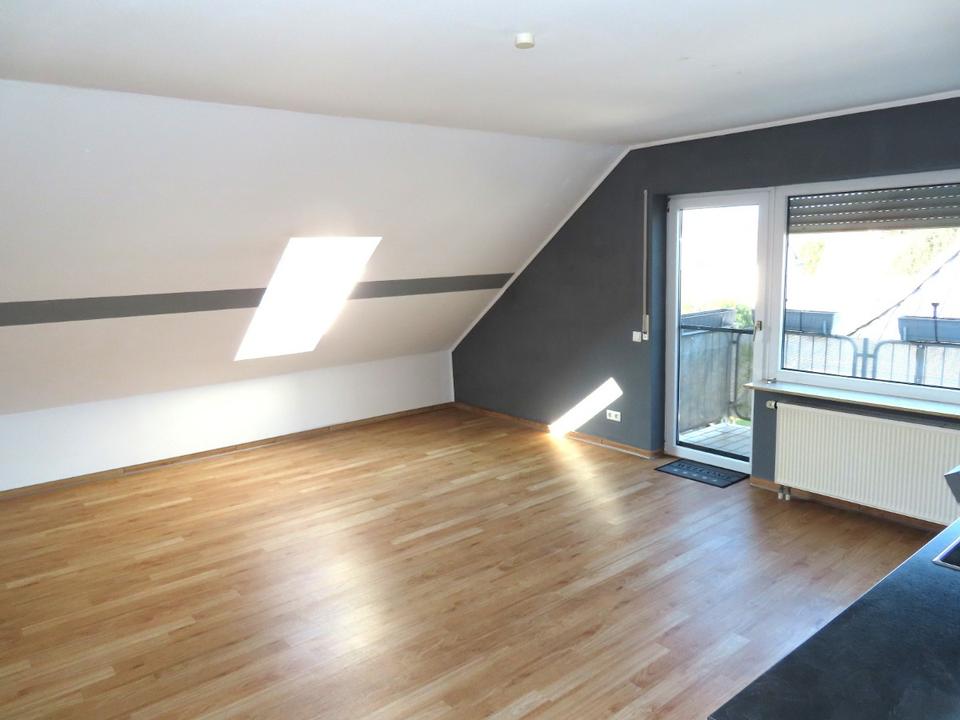 Thumbnail-Gepflegte 2 ZKB mit EBK, Balkon und Stellplatz in KS-Niederzwehren