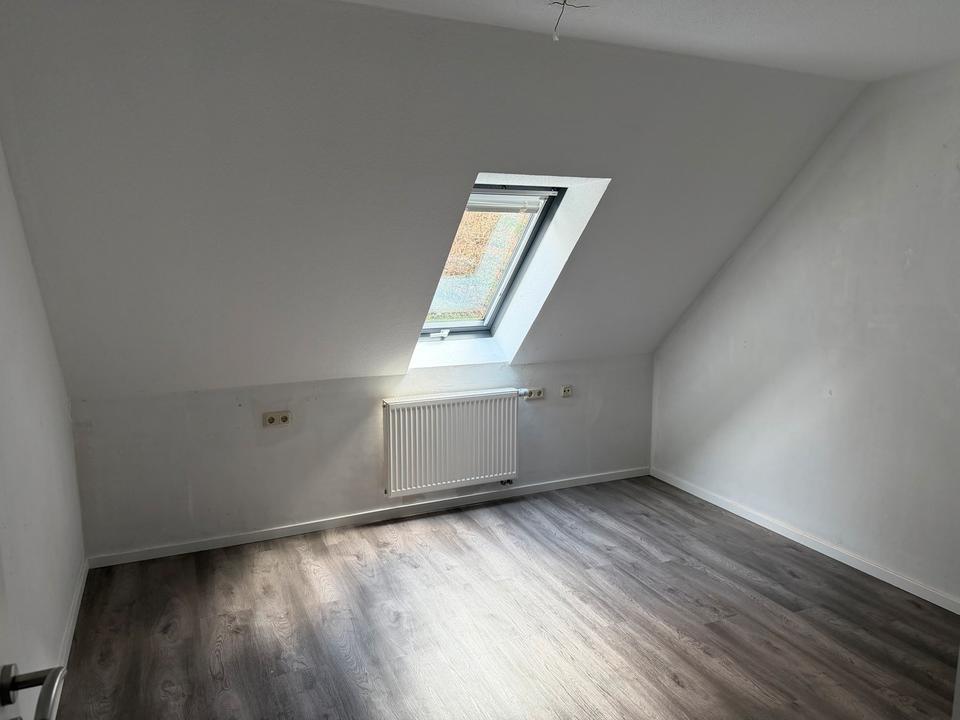 Thumbnail-Gemütliche 4-Zimmer-Wohnung in ruhiger Lage zu vermieten