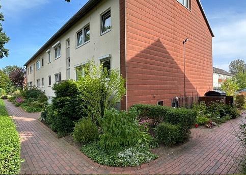 Thumbnail-Gut vermietete 1,5-Zimmer-DG-Wohnung mit Garage in Kiel-Wellsee