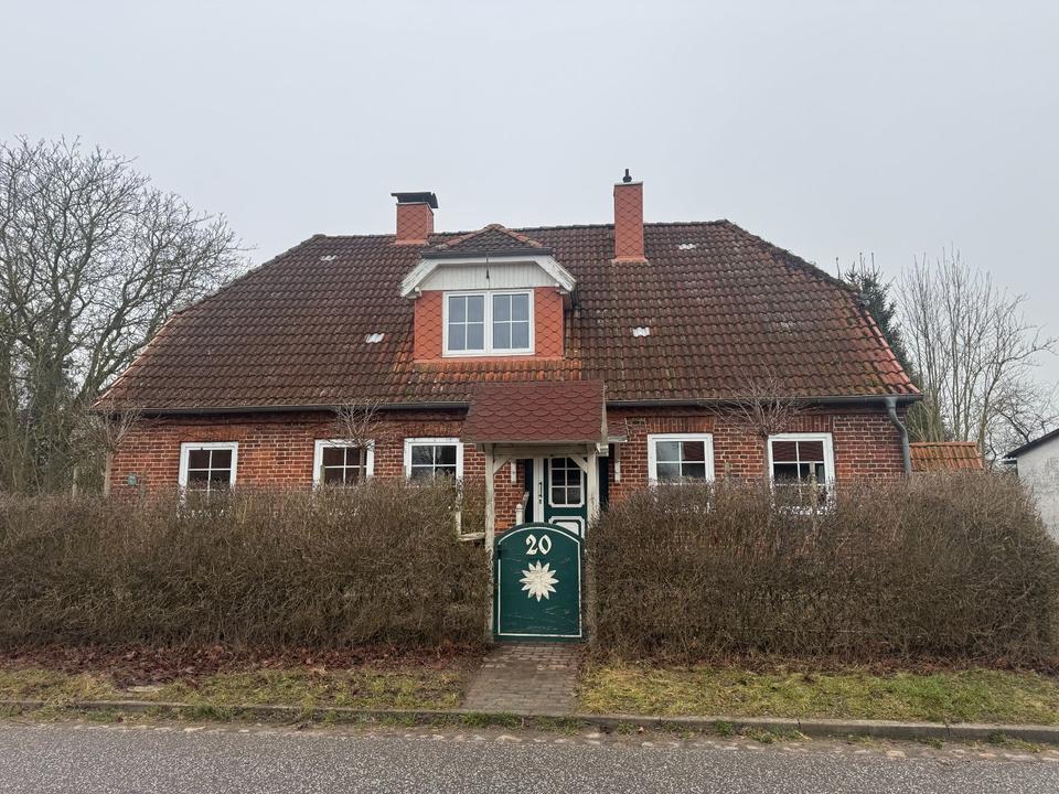 Thumbnail-Provisionsfrei: Charmantes Zweifamilienhaus Nähe Ostsee