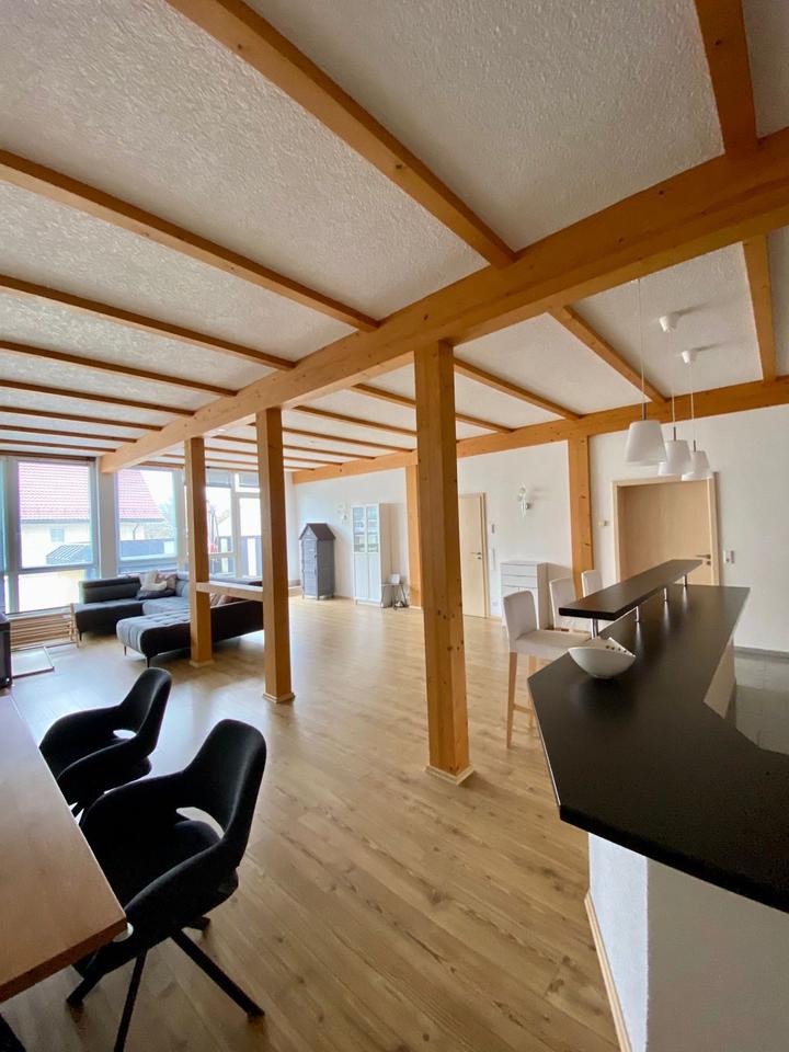 Thumbnail-Großzügige 200 m² Wohnung mit Südbalkon, EBK & idyllischer Lage