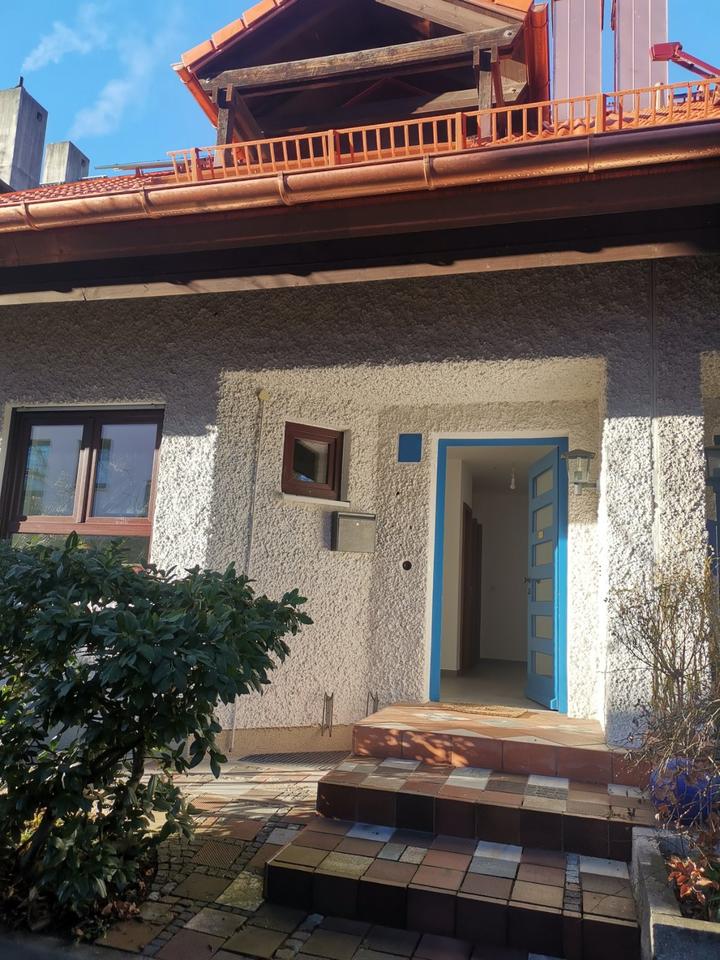 Thumbnail-Großzügiges Reihenhaus am Nymphenburger Park