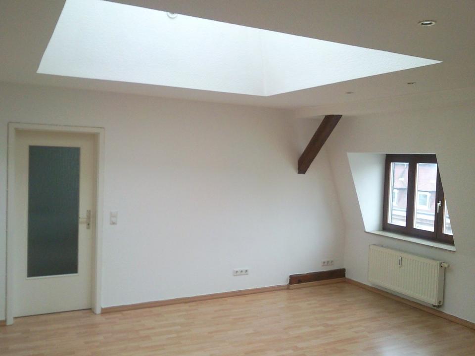 Thumbnail-Moderne, gemütliche 2-Raum - Dachwohnung mit Charme in Bernburg