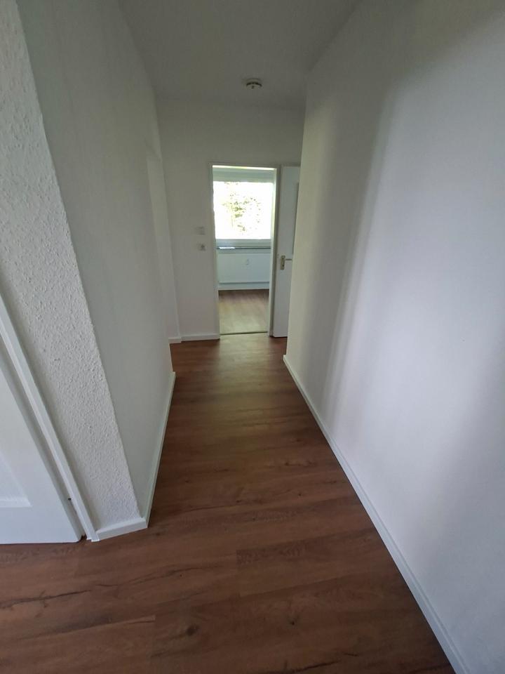 Thumbnail-3-Zimmer-Wohnung frisch renoviert