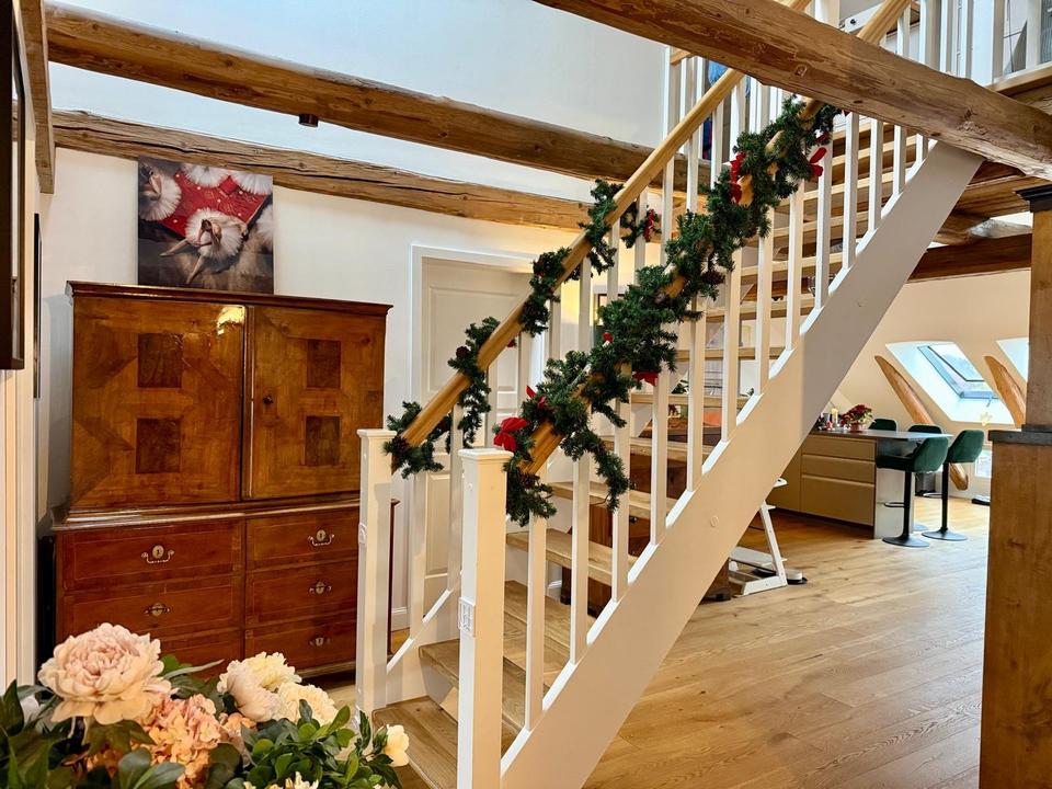 Thumbnail-Helle KfW55 4-Zi-DG-Whng+Galerie Inspektorhaus Rittergut Waake