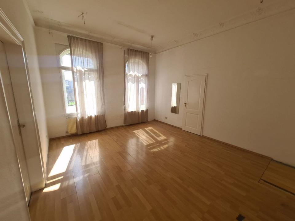Thumbnail-2-Zimmer-Wohnung in Fürth(Nürnberger Straße) Ideal für1–2Personen