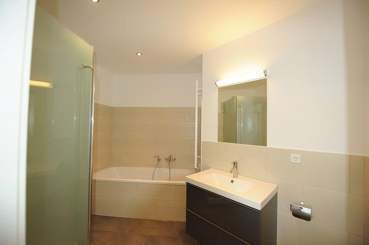 Thumbnail-+++Wunderschöne City-Wohnung in zentraler Lage mit Aufzug und EBK +++