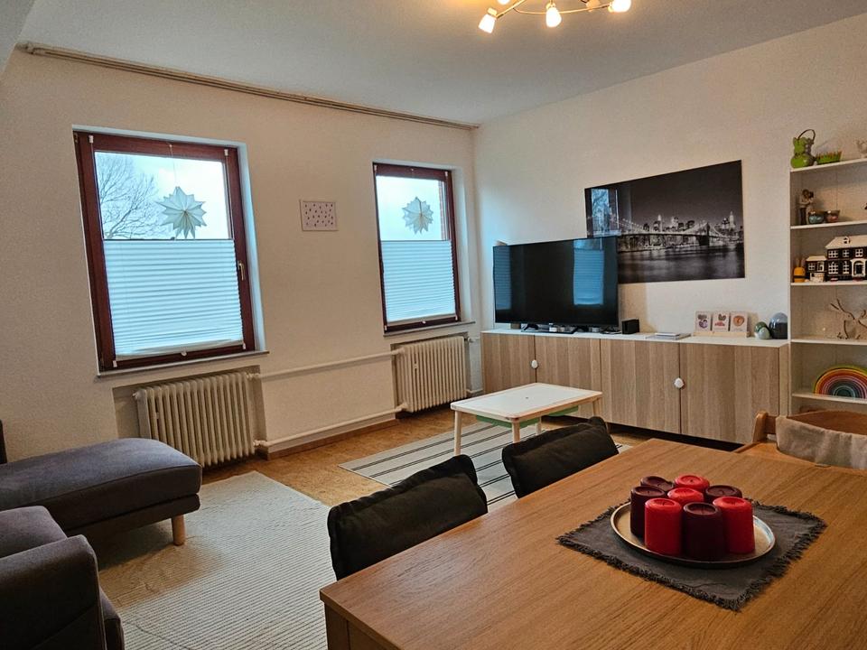 Thumbnail-Ländlich Wohnen in Huckelrieden: 3 ZKB im Dachgeschoss mit Blick auf die Mühle! Gartennutzung! PKW-StellplatzGarage