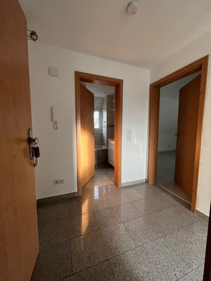 Thumbnail-Schöne 3- Zimmer Wohnung mit Balkon und Stellplatz