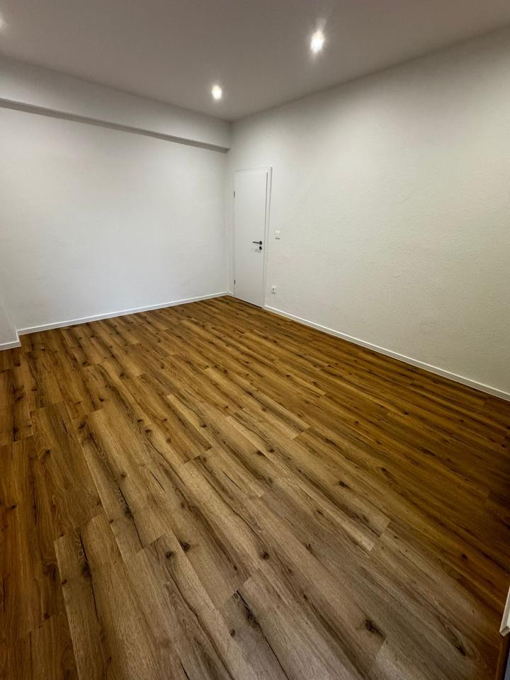 Thumbnail-WG-Zimmer oder komplette 2-Zimmer-Wohnung-Erstbezug-Ostertor