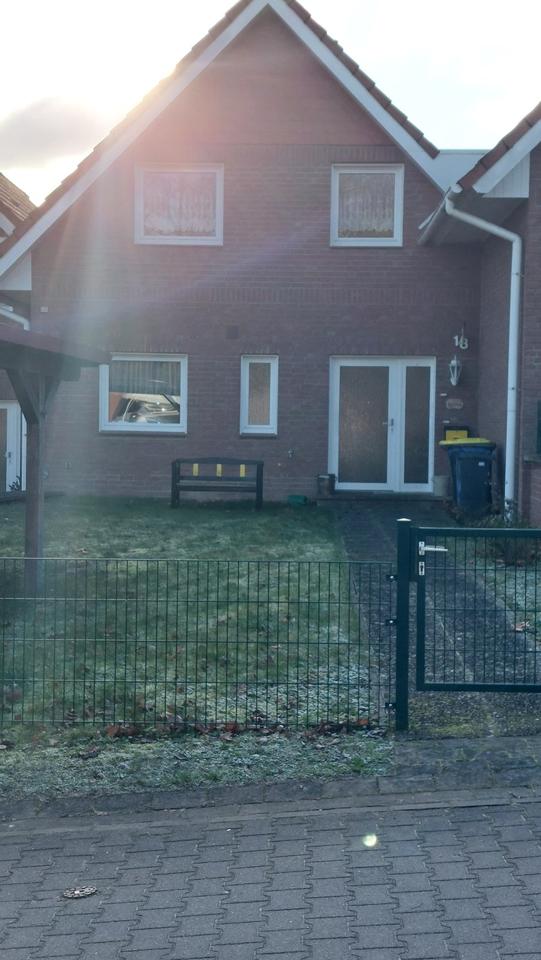 Thumbnail-Attraktives Reihenhaus mit Grundstück, Terrasse in begehrter Lage