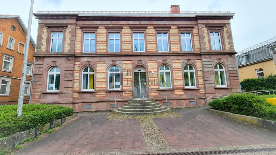 Thumbnail-Historisches Juwel in Bestlage – Vielseitige Gewerbefläche mit Charme in der Bühler Innenstadt