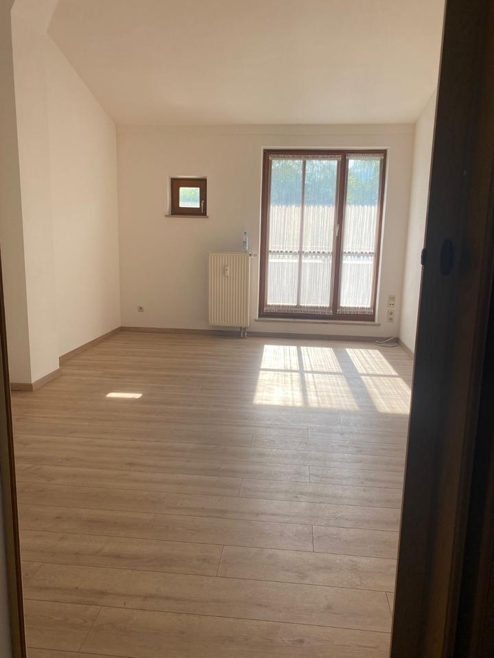 Thumbnail-Schöne Wohnung mit Dachterrasse in Rosenheim-West