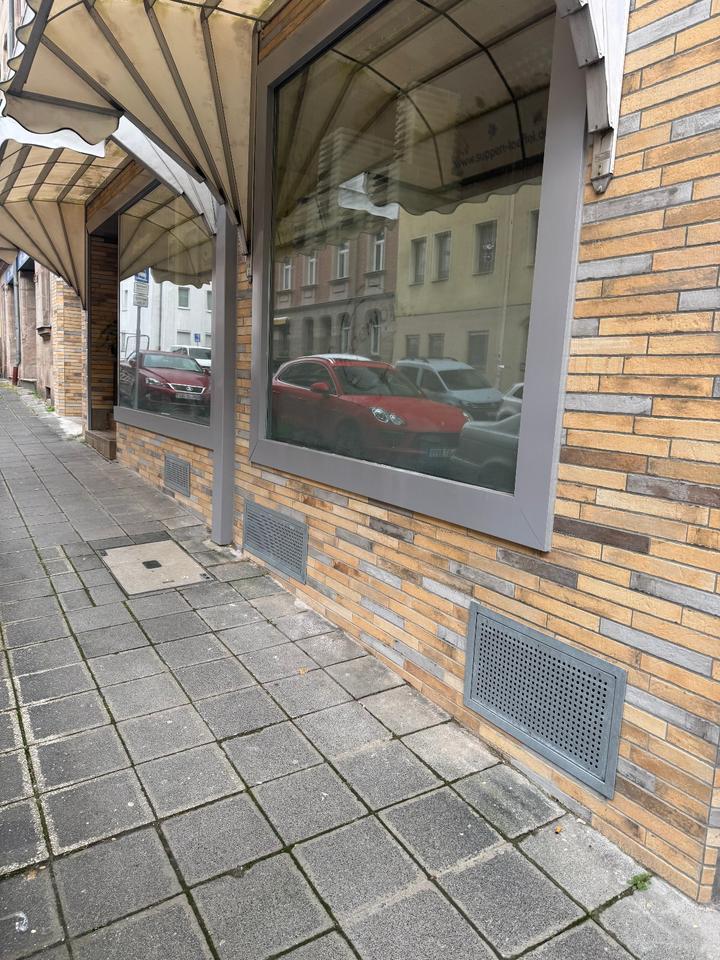 Thumbnail-Helle 1 ZiWhg,1.OG,Bad u. sep.WC Fenster,In-Viertel St. Johannis,