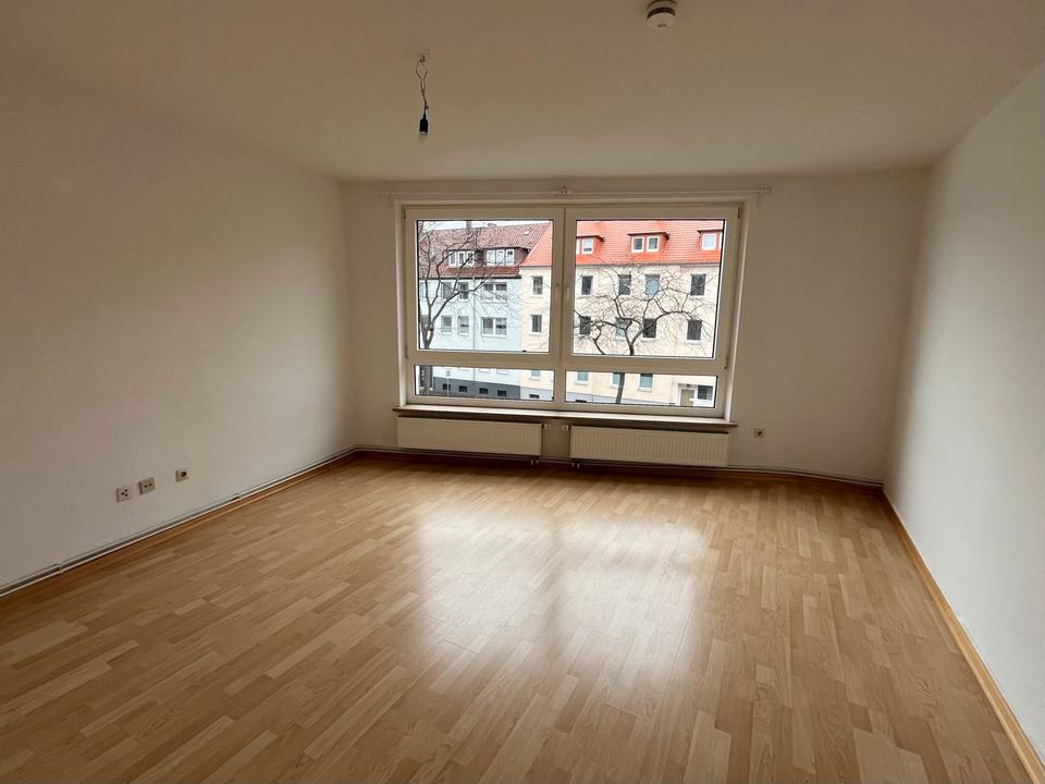 Thumbnail-Lichtdurchflutete 2-Zimmer-Wohnung mit Balkon zum Wohlfühlen