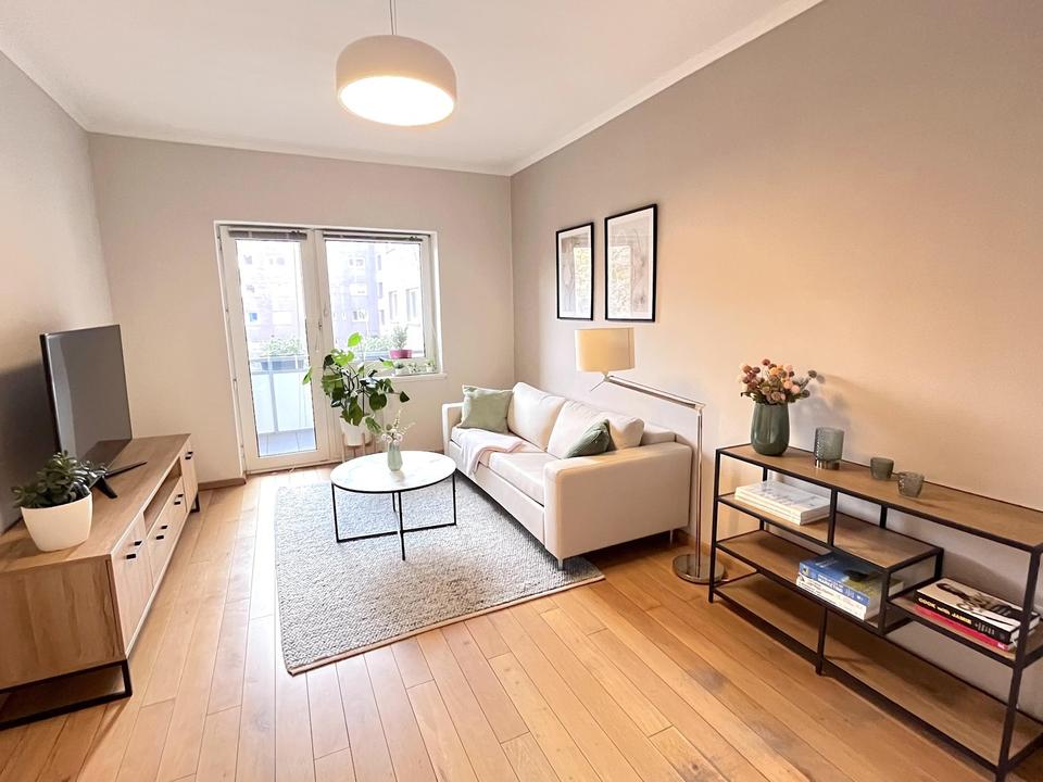 Thumbnail-Stilvoll möblierte 3-Zimmer-Wohnung mit Südost-Loggia in Winterhude (Pauschalmiete, provisionsfrei)