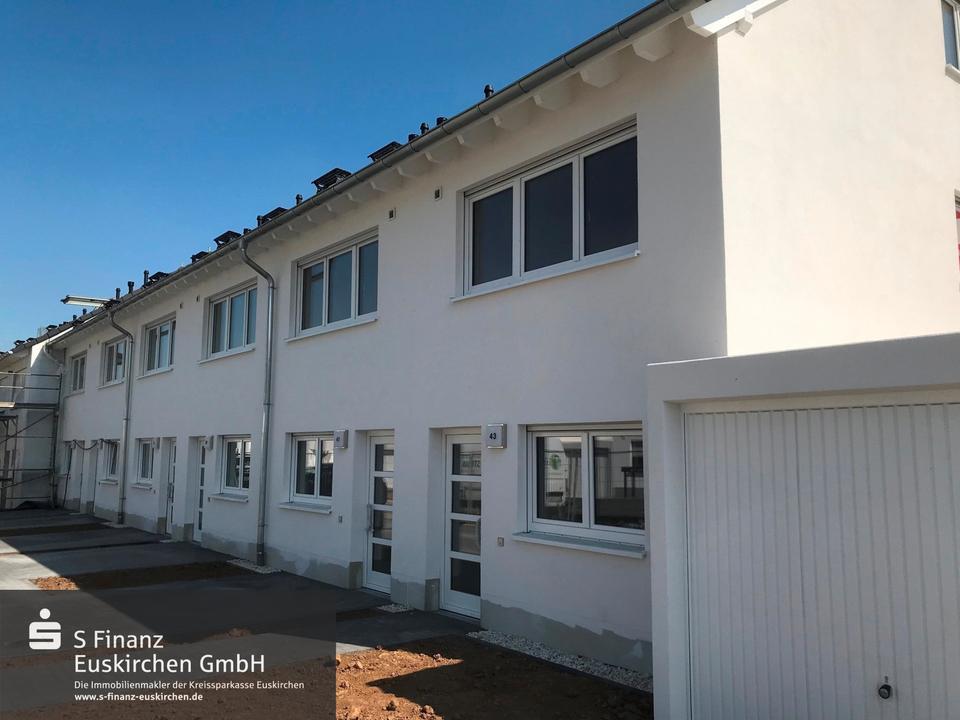 Thumbnail-Euskirchen: Modernes Reihenhaus zur Miete!