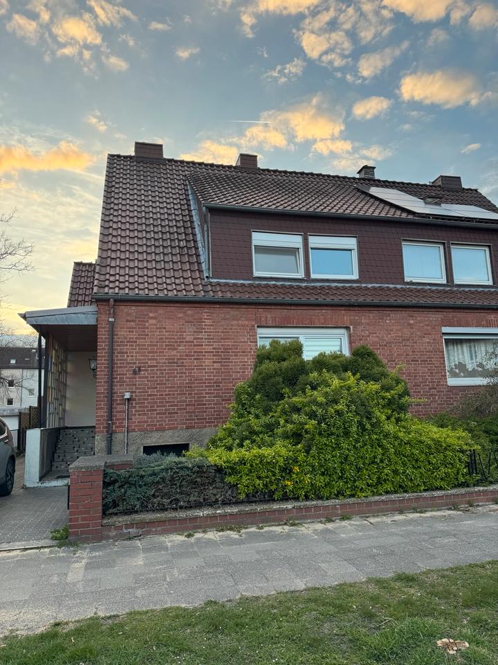 Thumbnail-Sanierte Doppelhaushälfte in Lehrte NUR ANRUFEN! 015222170674