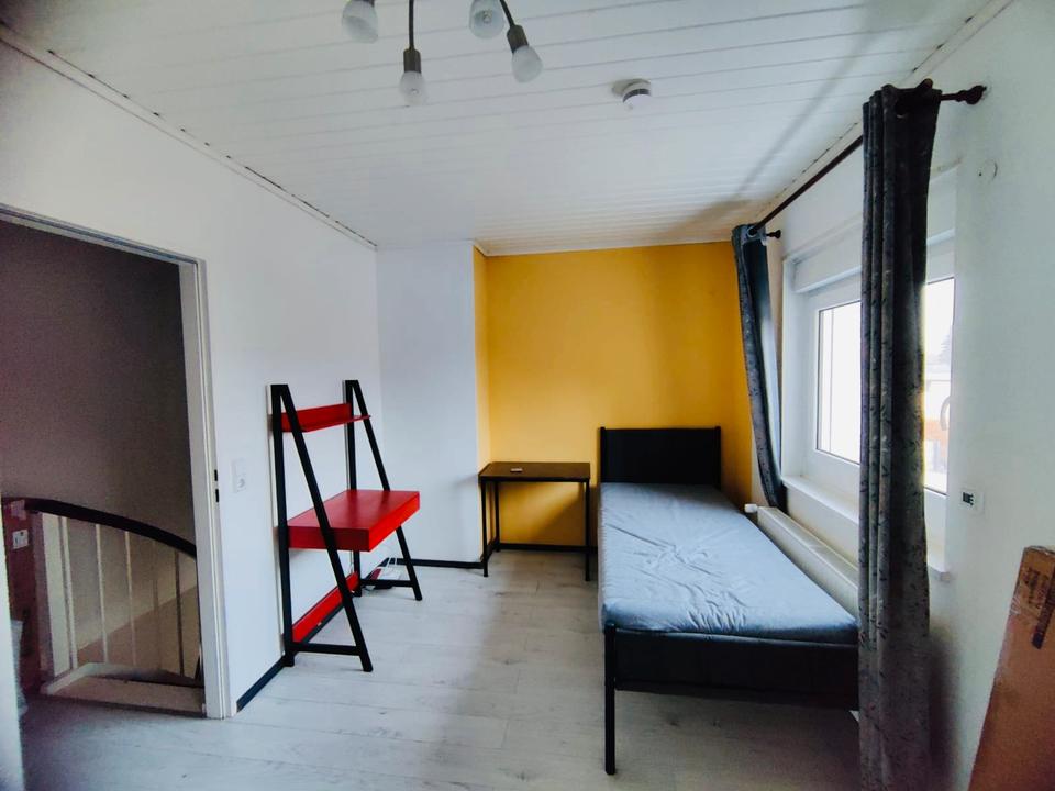 Thumbnail-18m2 Zimmer in Lichtenrade zu mieten