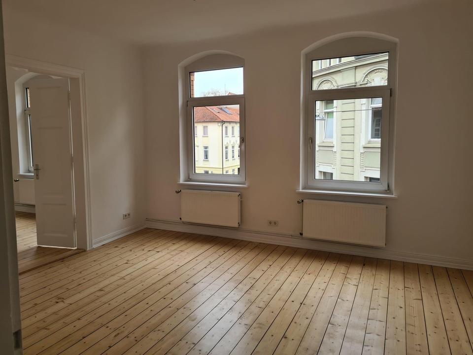 Thumbnail-Neu sanierte, wunderschöne Altbauwohnung in zentraler Lage