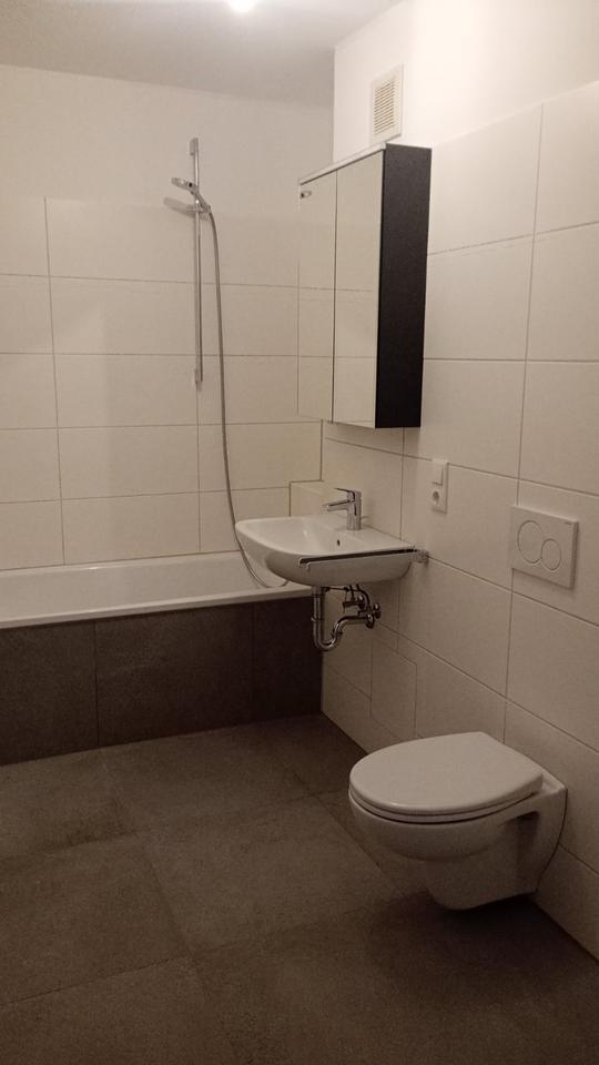 Thumbnail-2-Zimmer-Wohnung mit Stellplatz - Erstbezug nach Renovierung