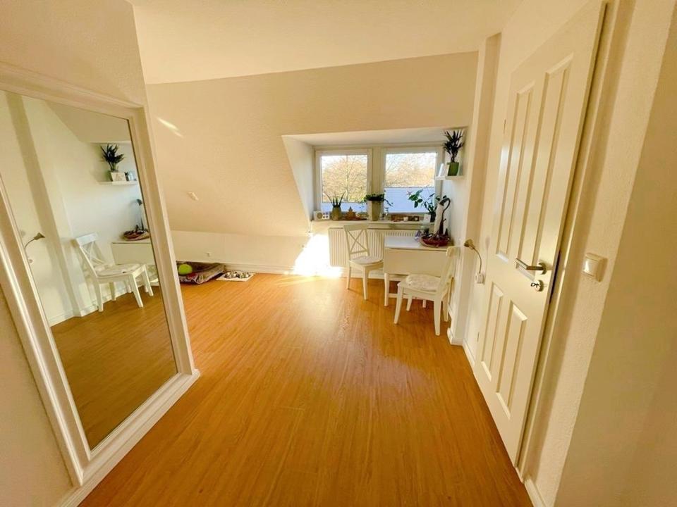 Thumbnail-2- Zi-DG.-Wohg 63 QM, kernsaniert,15.11.2025 frei