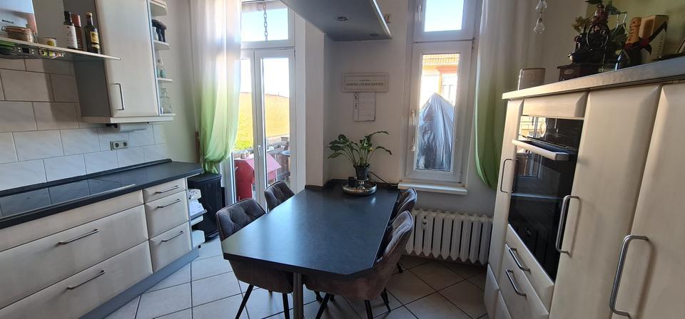 Thumbnail-3-Raum 3-Zimmer Wohnung mit Balkon u gr. EBK, 87m², OG - K02