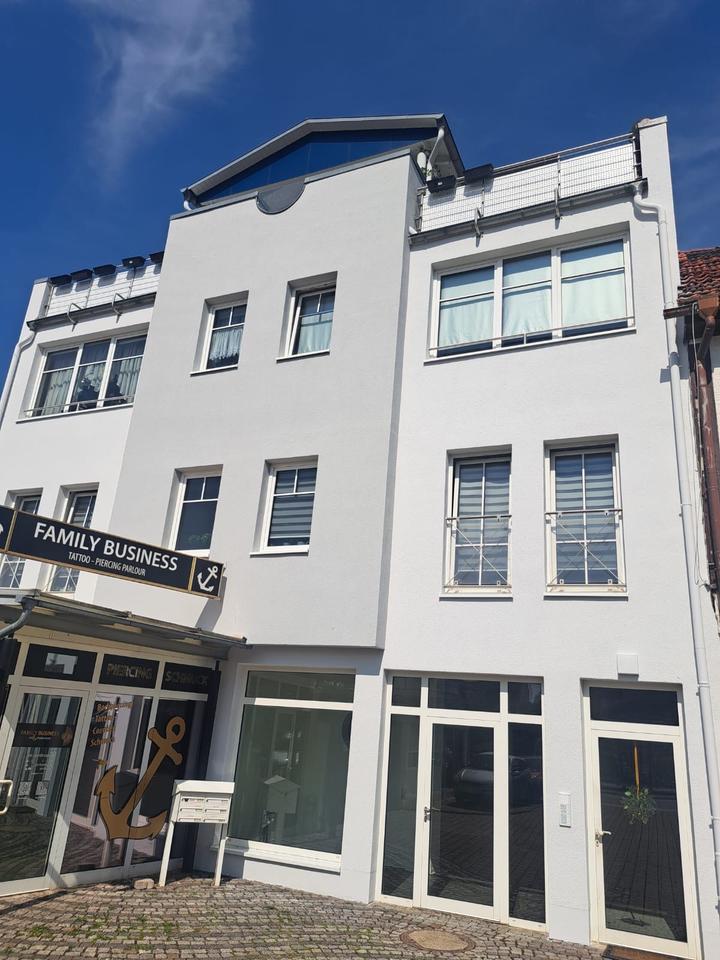 Thumbnail-Mehrfamilienhaus mit 4 Wohneinheiten und 2 Gewerbeeinheiten