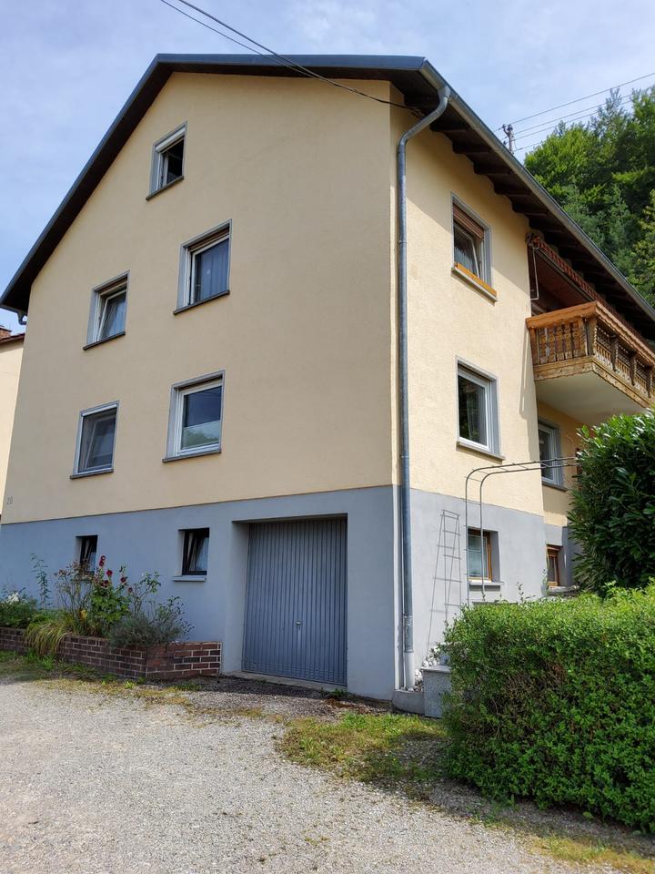 Thumbnail-Ruhige 4,5-Zimmer-Wohnung am Waldrand mit Terrasse & Garten