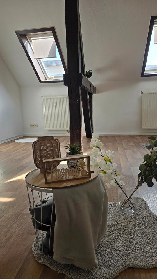 Thumbnail-Helle Dachgeschosswohnung mit besonderen Charme