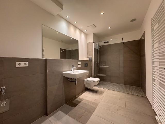 Thumbnail-*** Coole GEWERBEEINHEIT im Süden * Büro * AB SOFORT * NEUBAU * TG ***